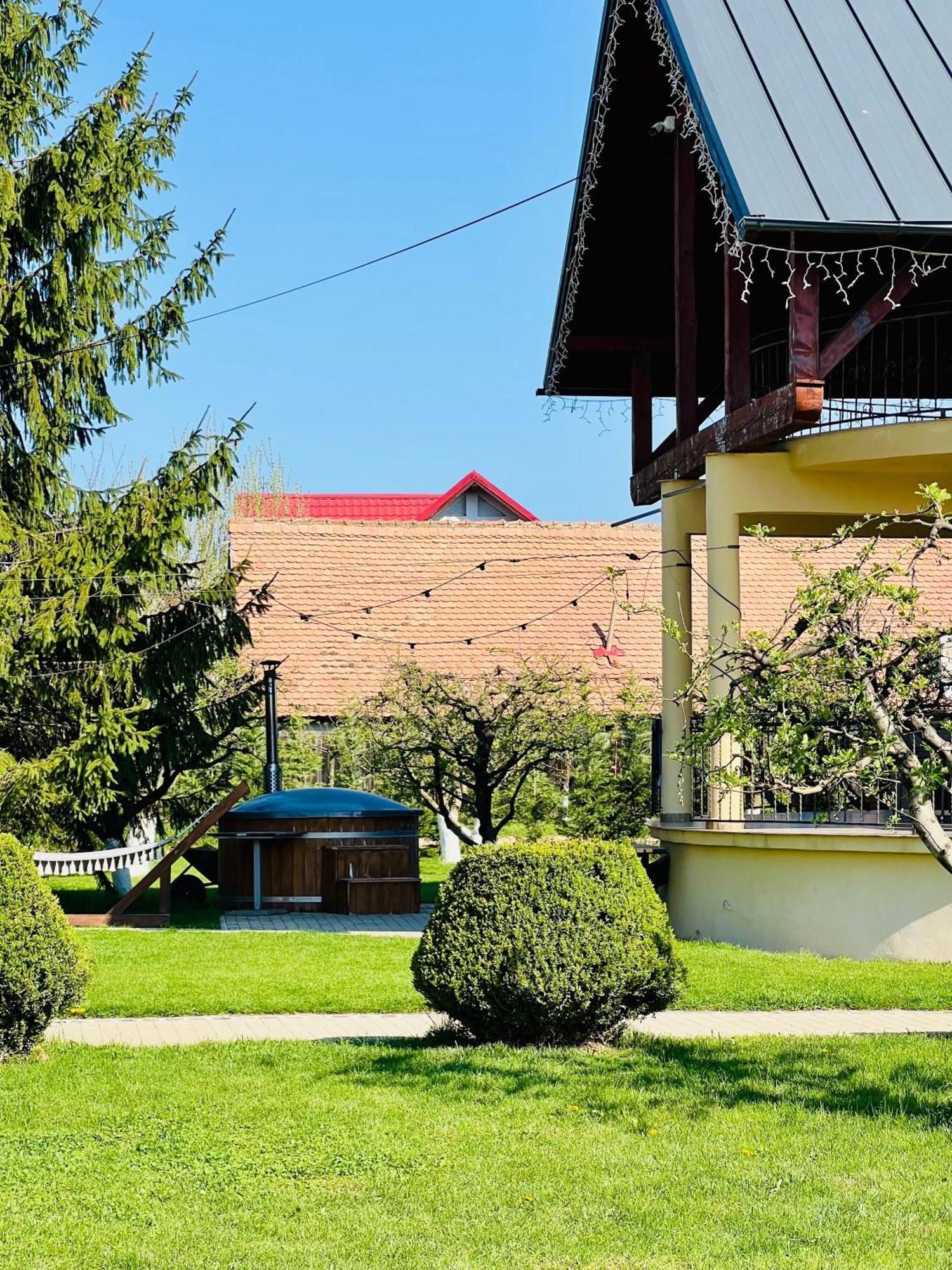 Orchard Villa Brașov Exterior foto